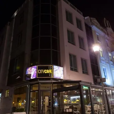 Opera Family - Former Hotel