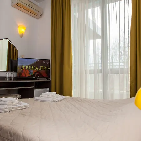 Opera Family - Former Hotel